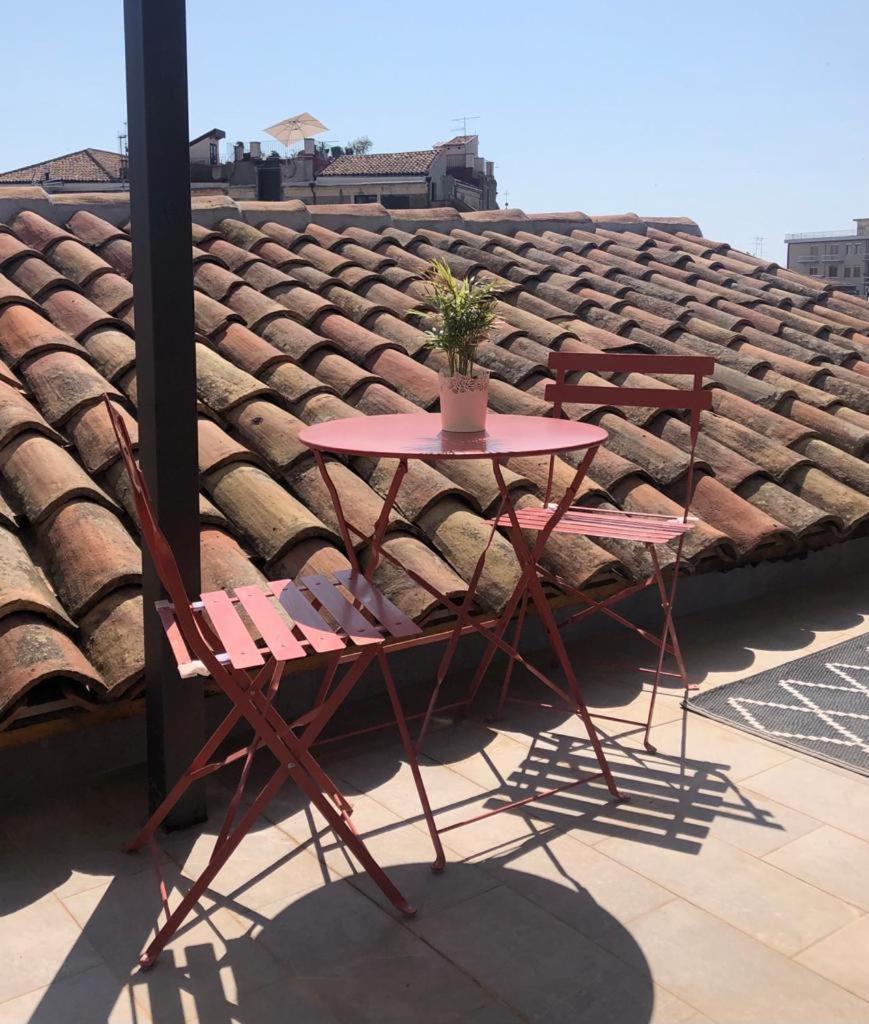 אסראלה Narciso Boutique Apartment מראה חיצוני תמונה